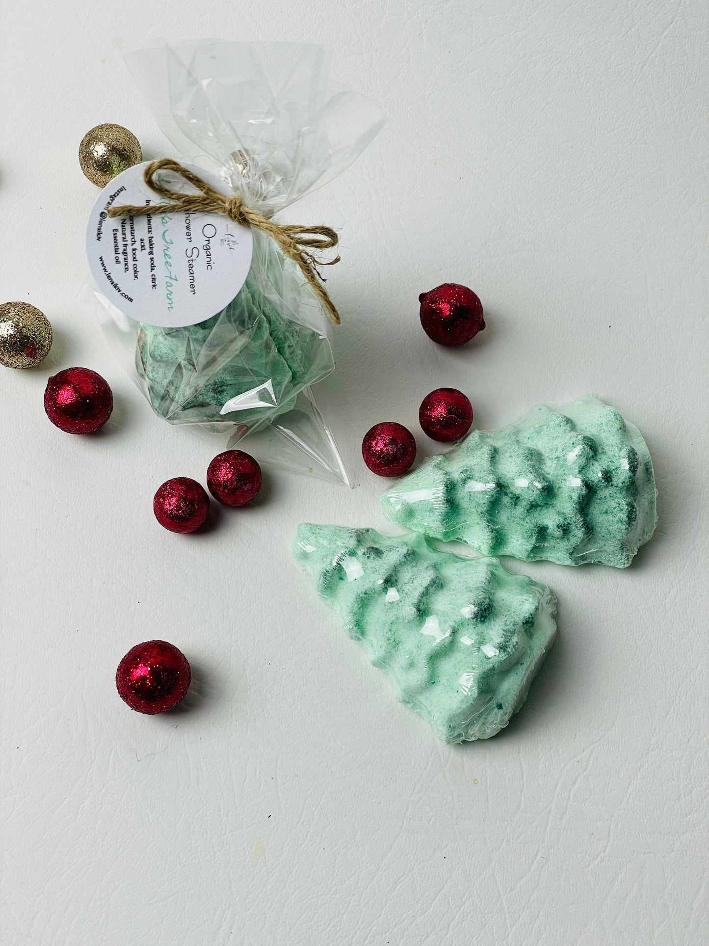 Christmas Tree Shower Steamers