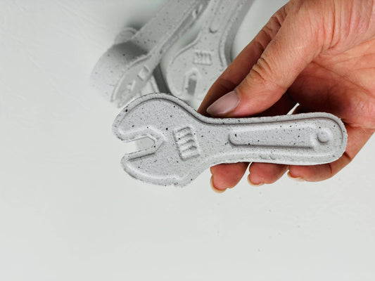 Wrench Shower Steamer