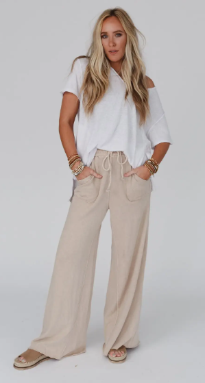 Fall Favorite: Relaxing Robin Wide Leg Pant