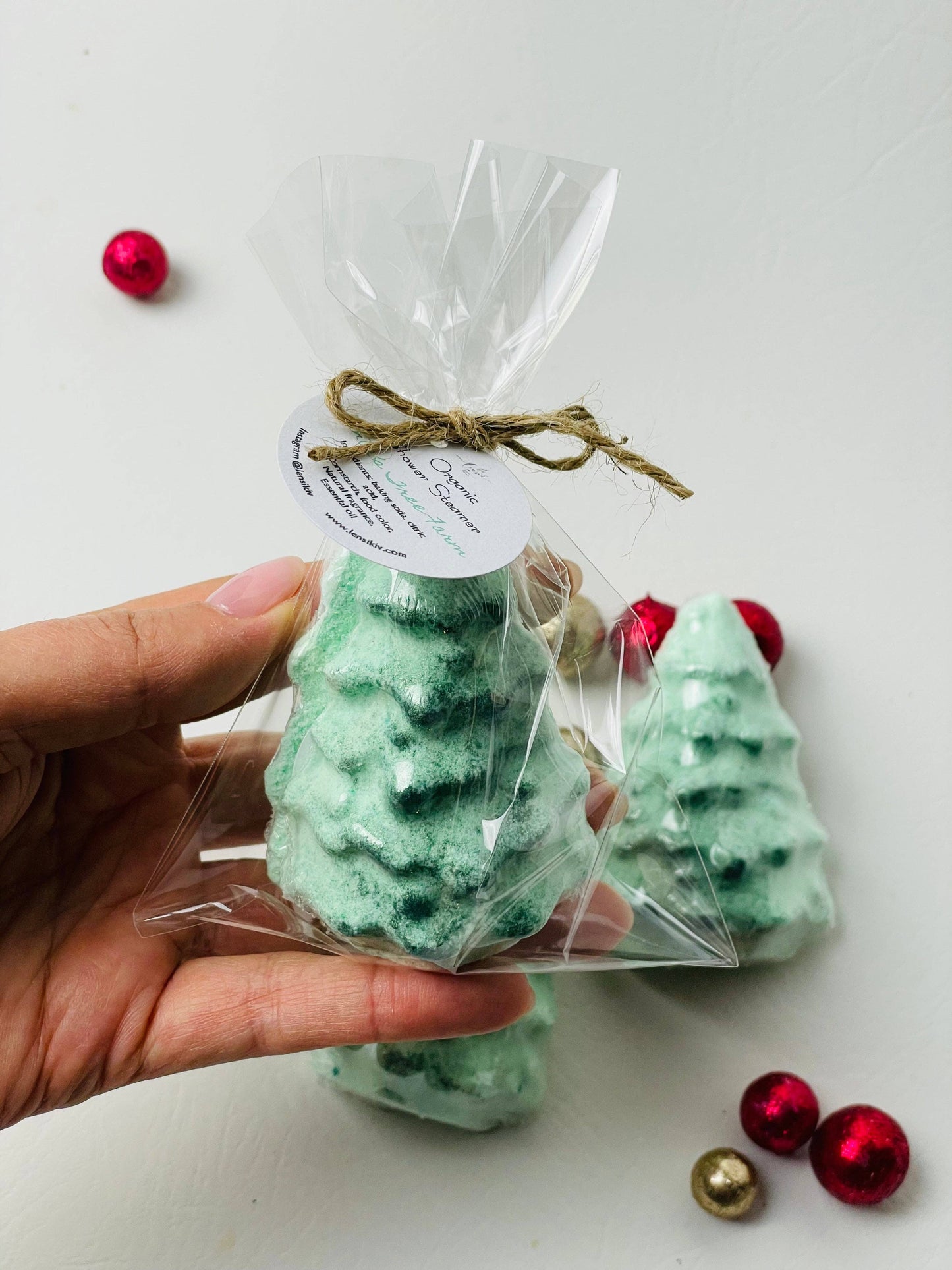 Christmas Tree Shower Steamers